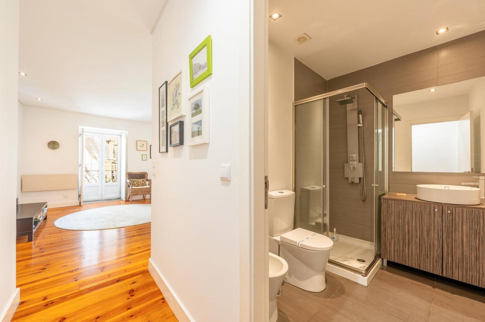 Guestready - Homely Base Near Castle ลิสบอน ภายนอก รูปภาพ
